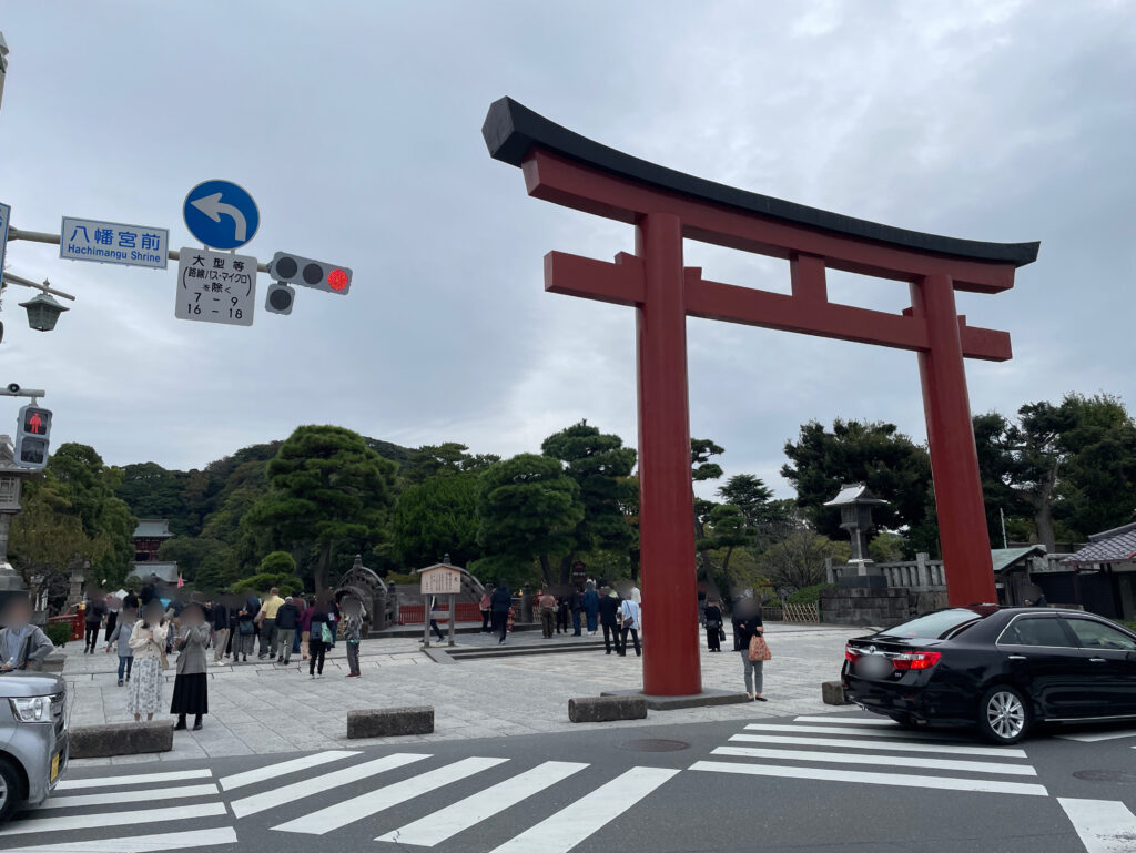 鶴岡八幡宮の鳥居の画像